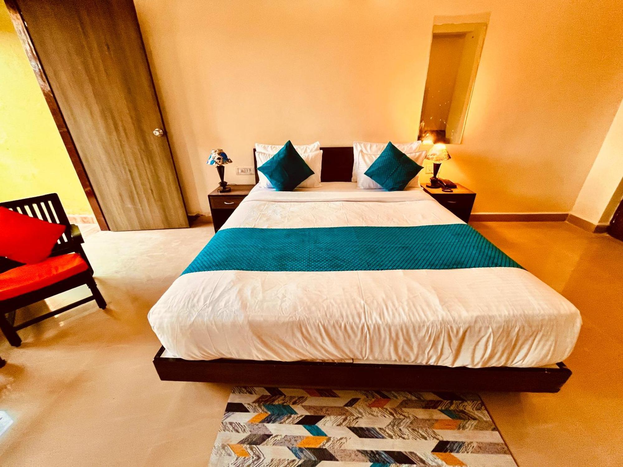 The Calagute Beach Resort By Shivam Resort 1 Km From Beach Candolim Exterior photo