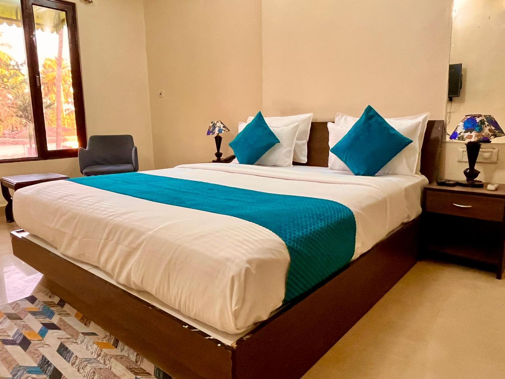 The Calagute Beach Resort By Shivam Resort 1 Km From Beach Candolim Exterior photo